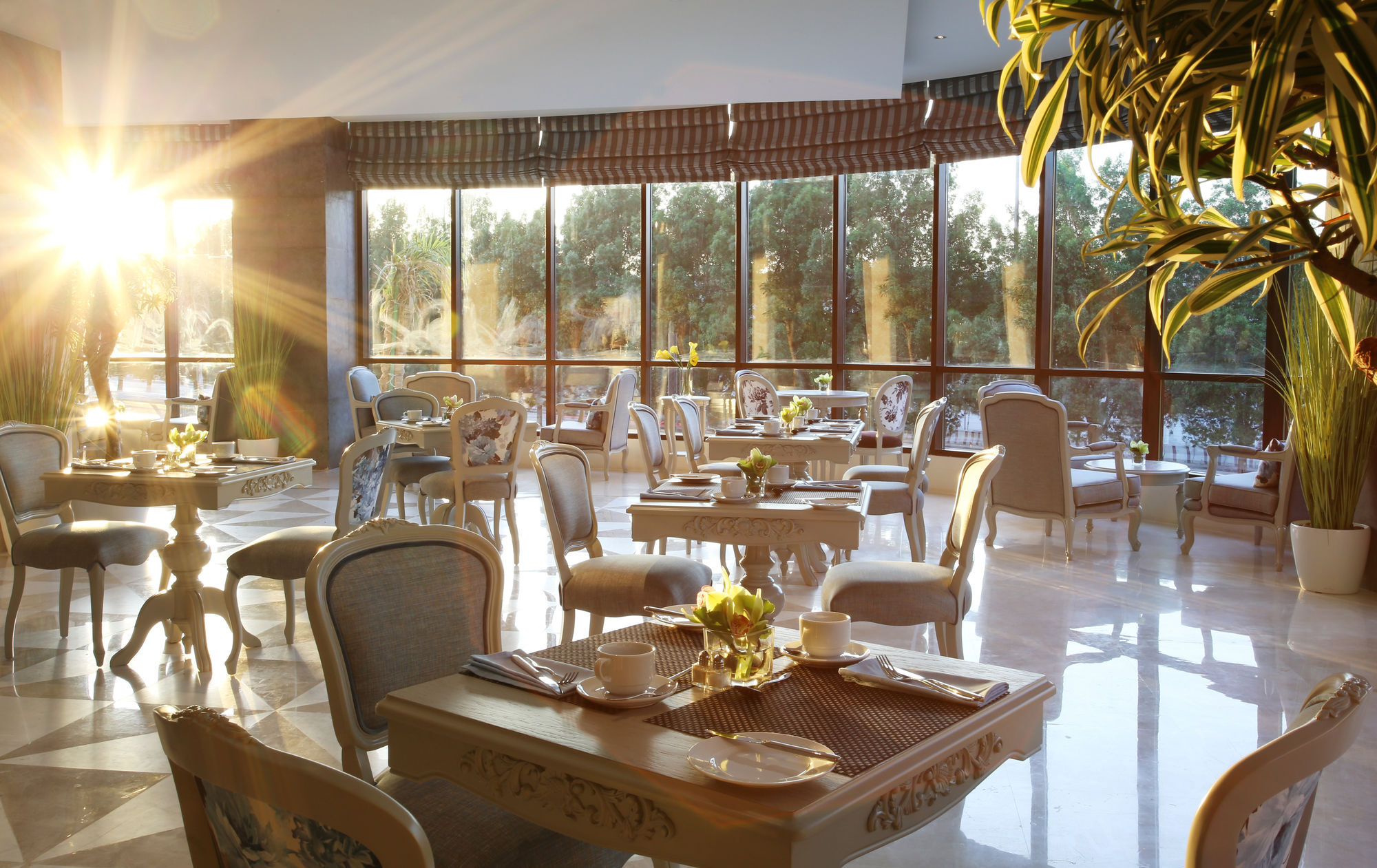 Spectrums Sari Jeddah Exterior photo